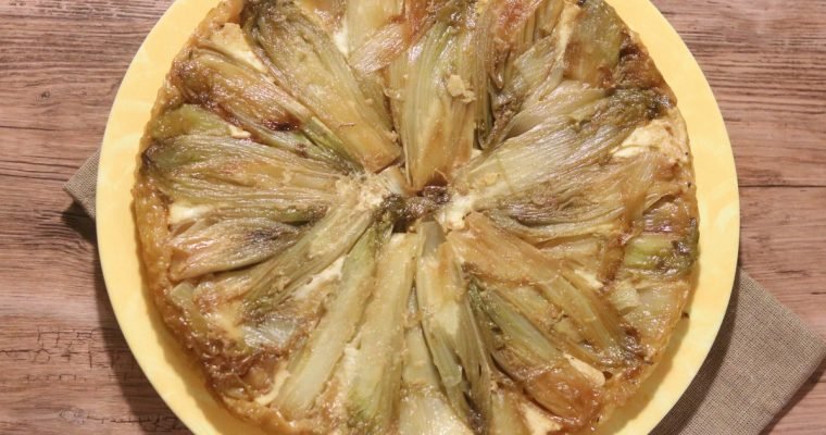 Tatin d’endives caramélisées, au crottin de chèvre